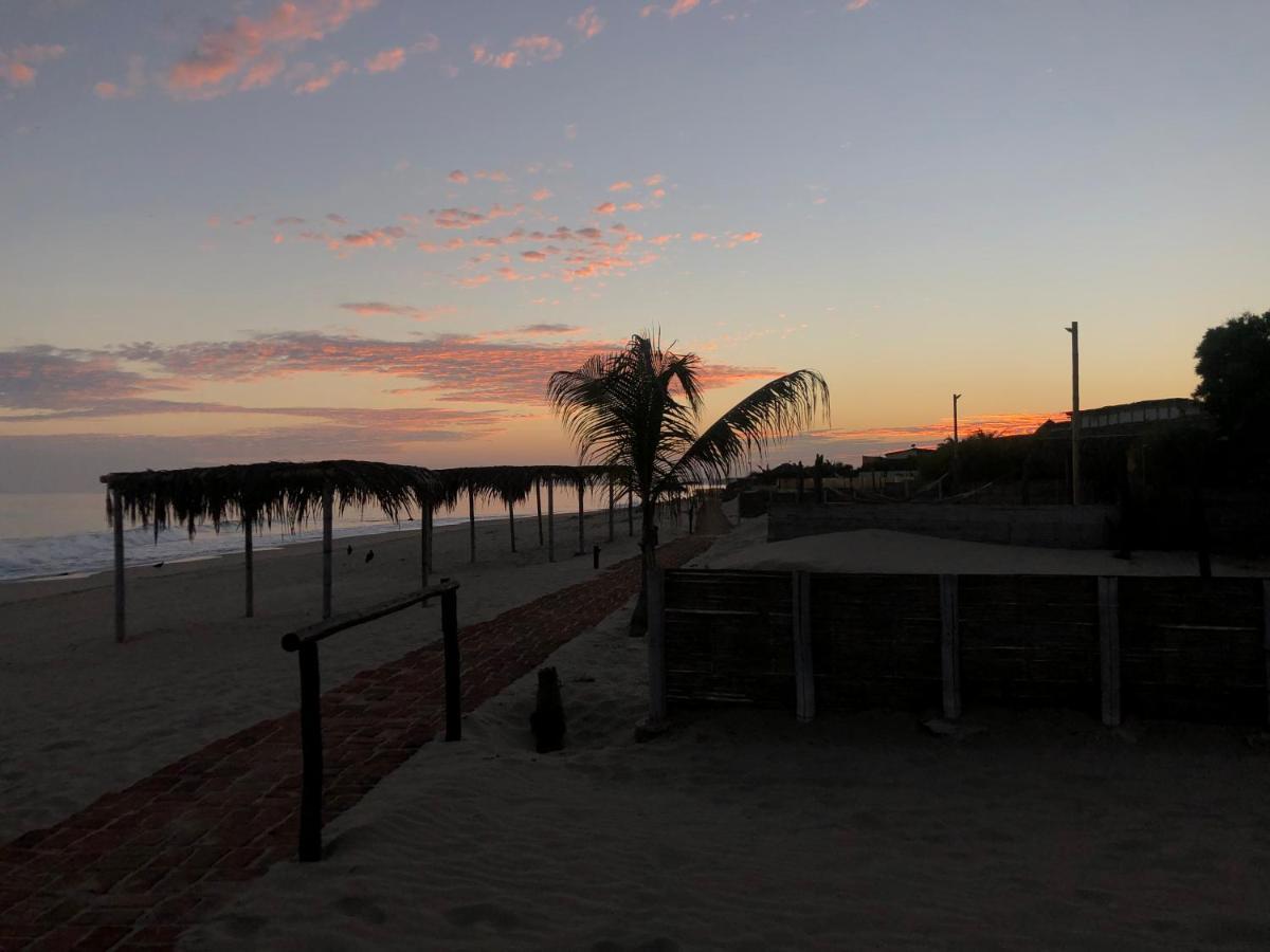 Waltako Beach Culture Otel Canoas de Punta Sal Dış mekan fotoğraf